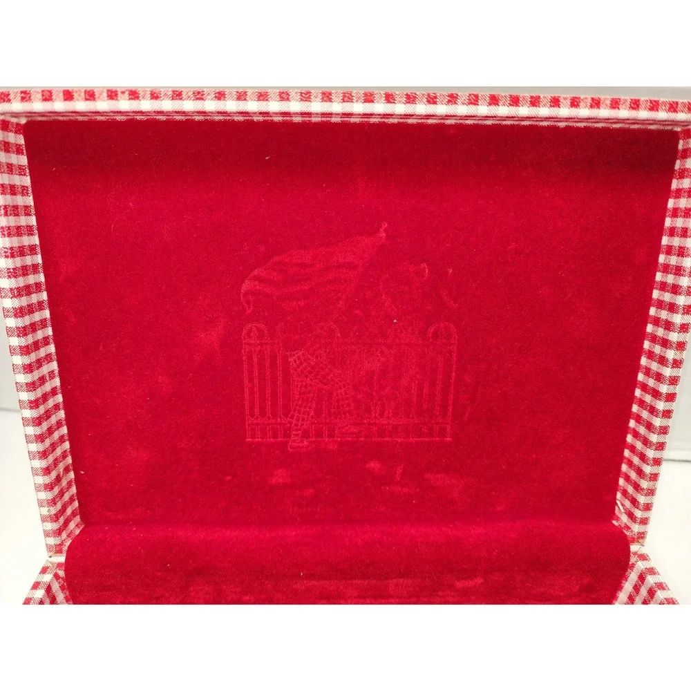 Vintage‎ Holly Hobby Gingham Velvet Embossed Jewelry Box
